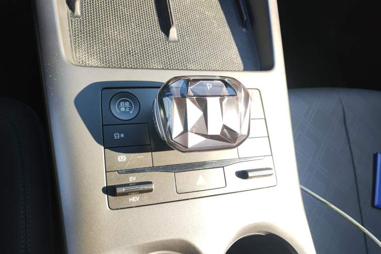 Used BYD Qin PLUS 2025 DM-i Smart Drive 55KM Leading Model