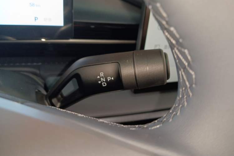 Used Geely Galaxy E5 2026 Model 530km Launch Edition Gear Lever