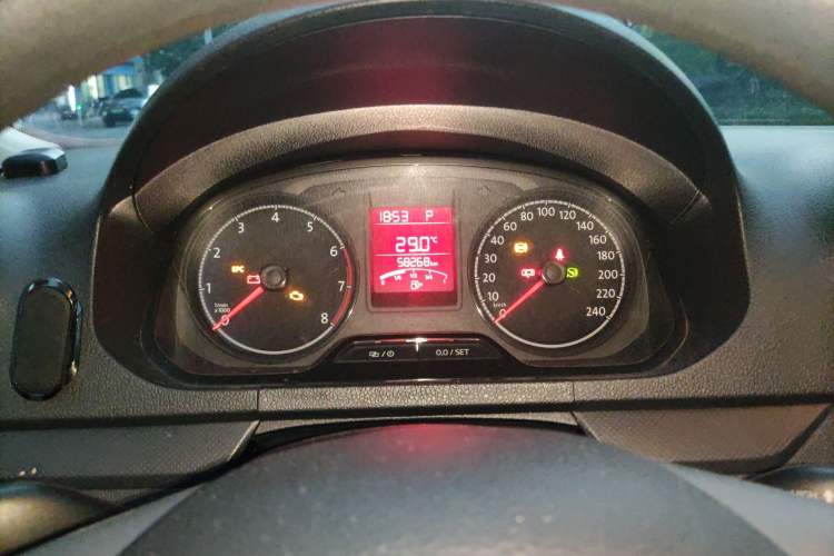 Used Volkswagen Jetta 2017 1.5L Automatic Fashion Model
