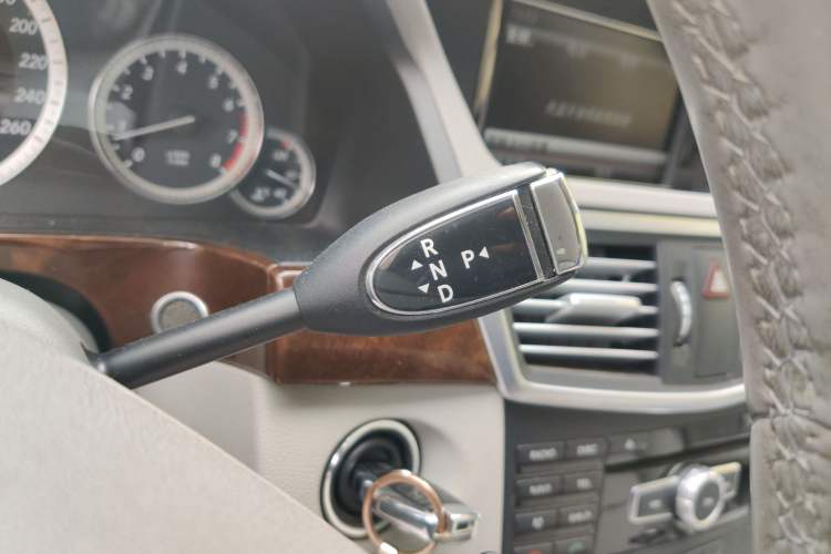 Used Mercedes-Benz E-Class 2013 E 260 L CGI Elegant Model