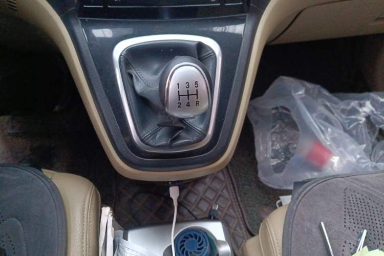 Used Haval H6 2011 2.0L Manual Two-Wheel Drive Elite Version
