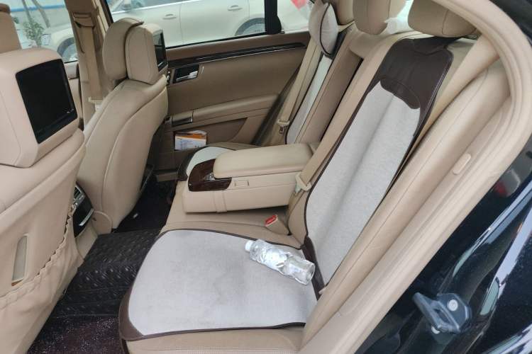 Used Mercedes-Benz S-Class 2012 S 350 L Grand Edition Left Rear Seat