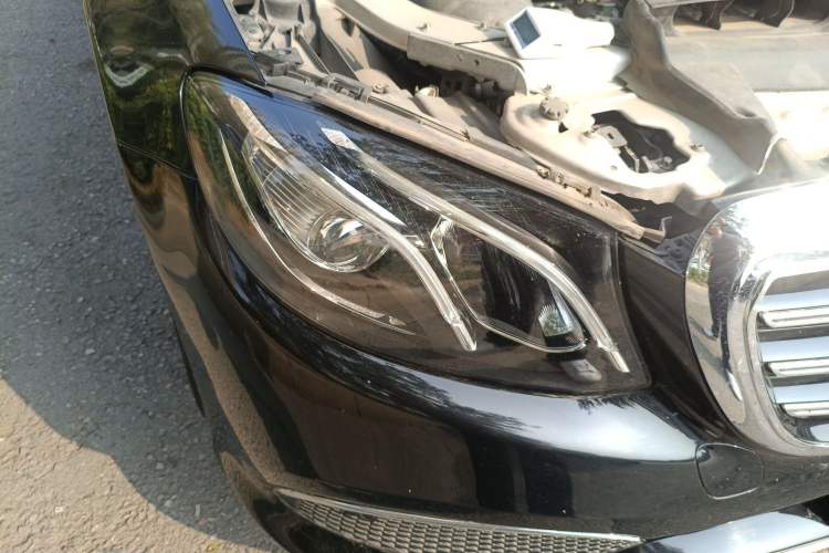 Used Mercedes-Benz E-Class 2019 Restyled E 300 L Sporty and Stylish Edition
