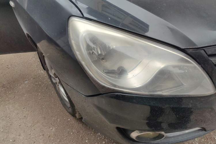 Used Hyundai Celesta 2011 1.6L Manual Comfort Edition