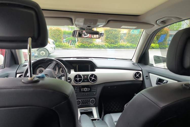 Used Mercedes-Benz GLK-Class 2013 GLK 300 4MATIC Dynamic Sunroof Model Headliner