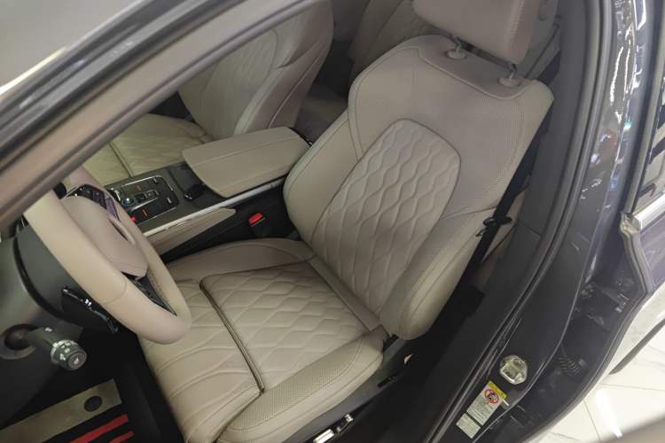 Used BYD Tang New Energy 2025 Intelligent Driving Version DM-i 115KM Flagship Edition
