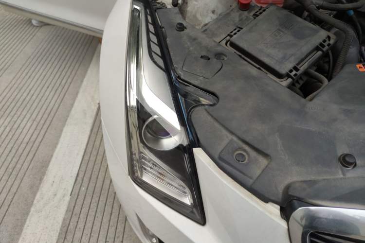 Used Cadillac ATS-L 2016 28T Fashion Edition Right Front Headlight