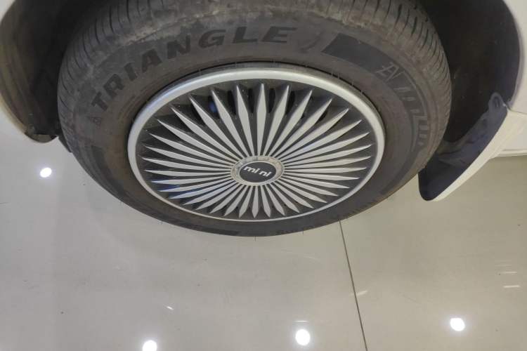 Used Geely Galaxy Panda 2024 Panda Mini 200km Endurance Bear
