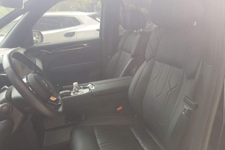 Used Zeekr 009 2022 WE Edition
