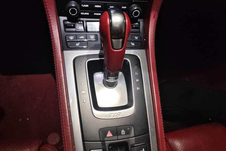 Used Porsche 718 2020 Boxster 2.0T Gear Lever