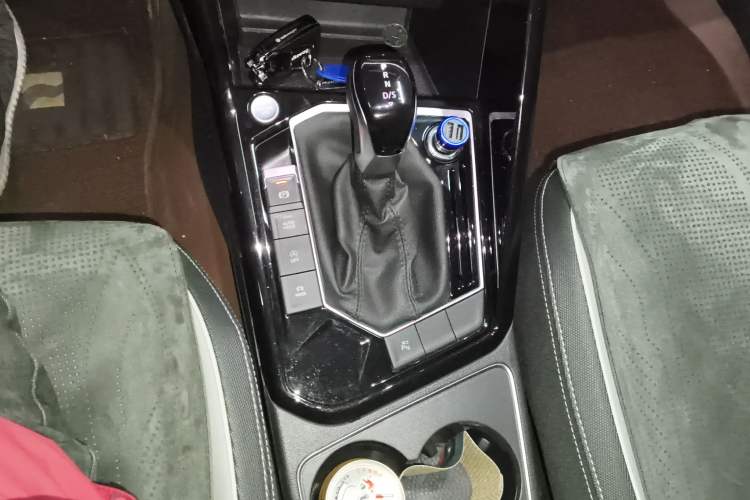 Used Volkswagen Tayron 2023 330TSI Two-Wheel-Drive R-Line High-Energy Version