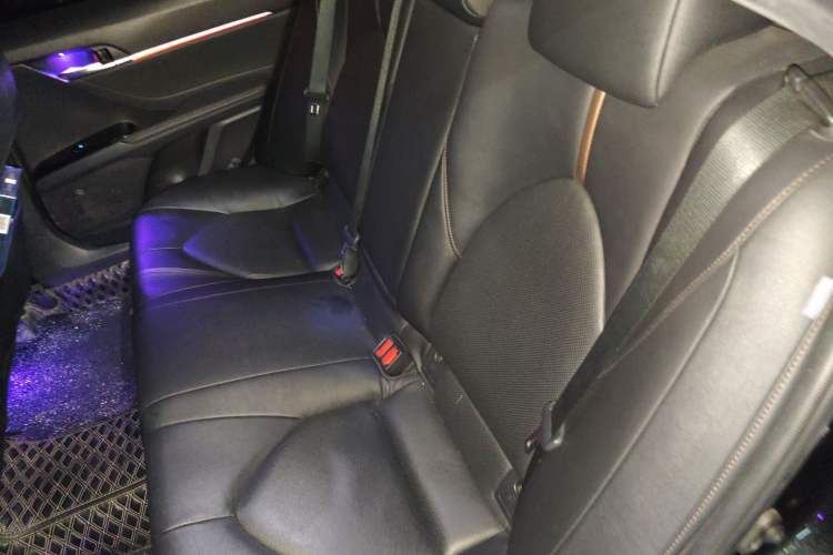 Used Toyota Camry 2019 Revised Version 2.0G Luxury Edition