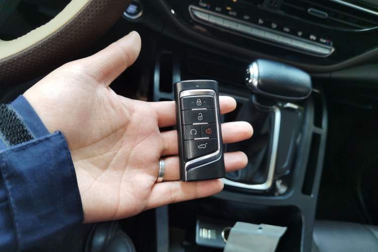 Used GAC Trumpchi M6 2019 270T Automatic Luxury Edition (7-seater) China V Standard Vehicle Key