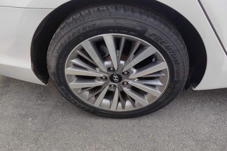 Used Hyundai Mistra 2017 1.8L Automatic Smart GLS China V Standard Right Rear Wheel Hub