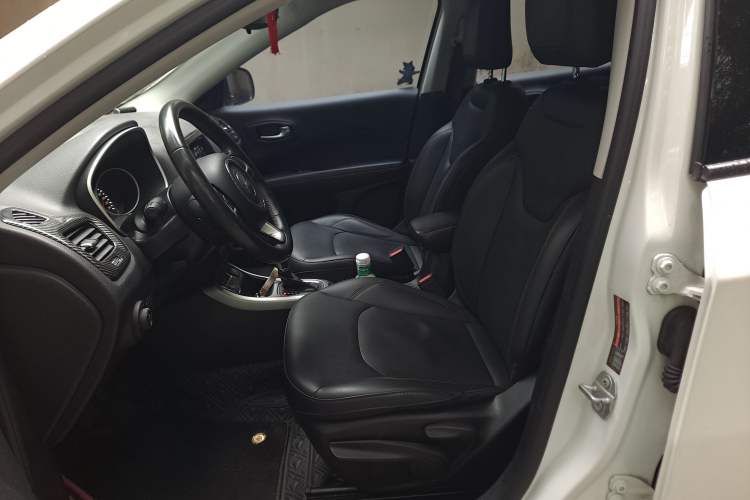 Used Jeep Compass 2017 200T Automatic Family Edition