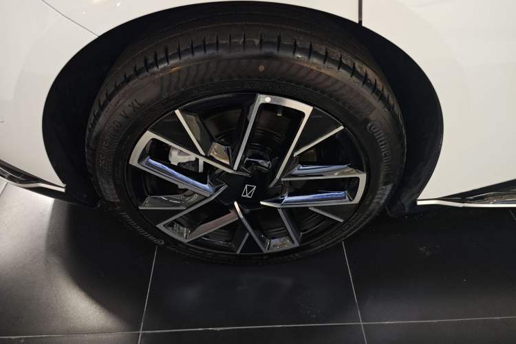 Used Avatr 06 2025 Ultra Pure Electric Edition