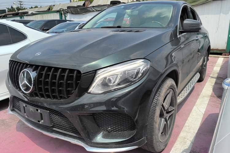 Used Mercedes-Benz GLE Coupe 2017 GLE 400 4MATIC Coupe SUV