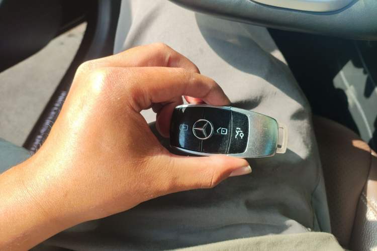 Used Mercedes-Benz E-Class 2019 E 300 L Sporty and Stylish Model