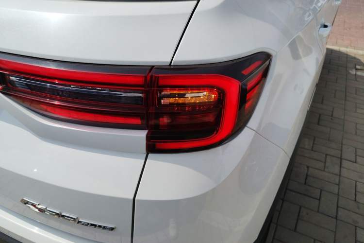 Used CHANGAN CS35PLUS 2021 Honor Million Edition 1.6L CVT Elite Model Exterior 1