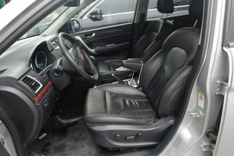 Used Haval H6 2014 Sport Edition 2.0T Diesel Manual 4x4 Prestige Version
