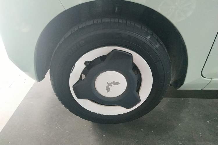 Used Wuling Hongguang MINIEV 2021 Macaron Fashion Edition Lithium-Ion Battery