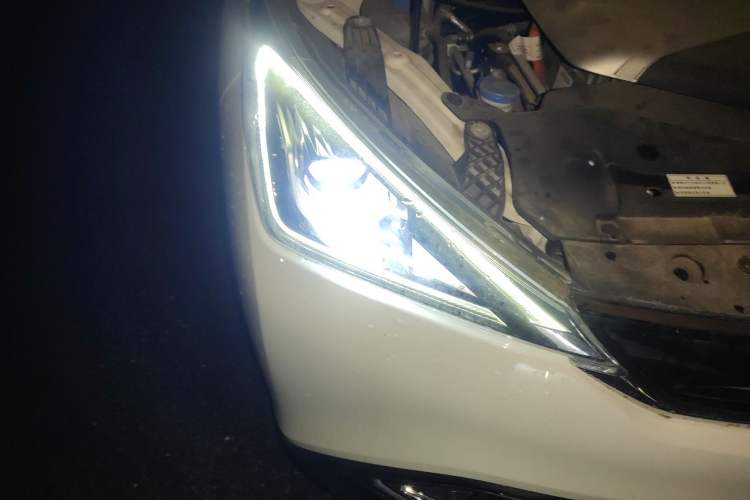 Used AION Trumpchi GE3 2018 530 Internet Premium Edition