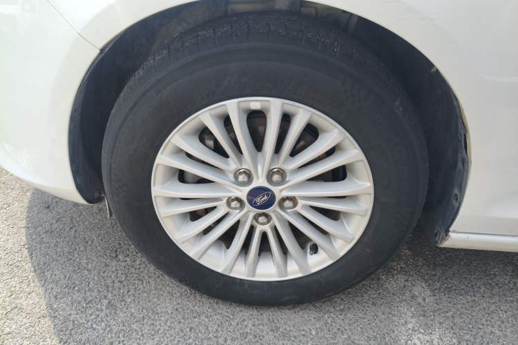 Used Ford Escort 2015 1.5L Automatic Comfort Edition