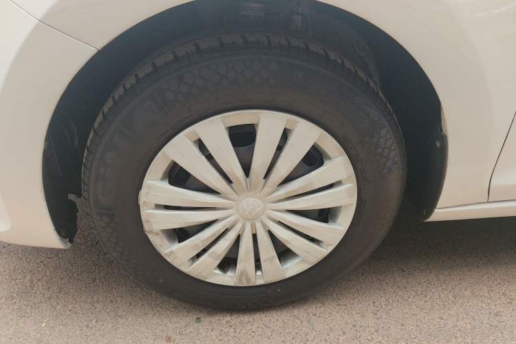 Used Volkswagen Santana 2019 1.5L Manual Fashion Edition China VI Standard Exterior 4