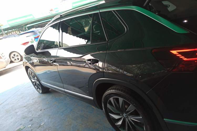 Used Volkswagen Tayron 2021 330TSI Two-Wheel-Drive 3rd Anniversary Limited Edition
