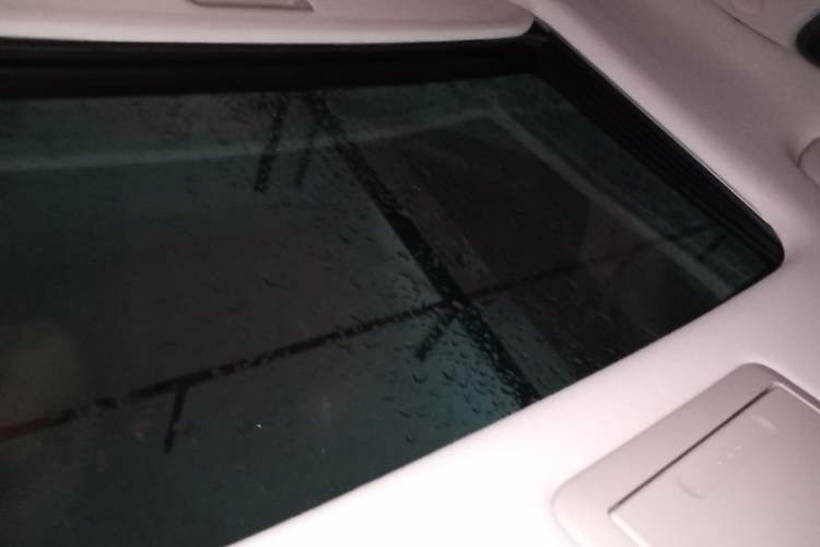 Used Chevrolet Captiva 2017 2.4L 4x4 Flagship Edition 7-Seater
