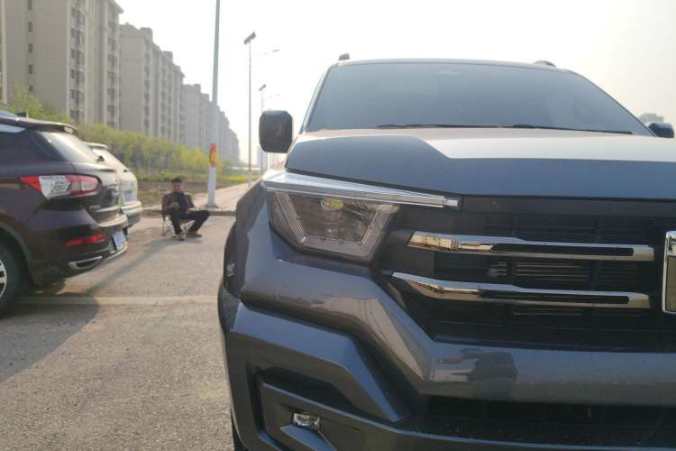 Used Tank 400 New Energy 2024 Hi4-T Off-Road Edition Right Front Headlight