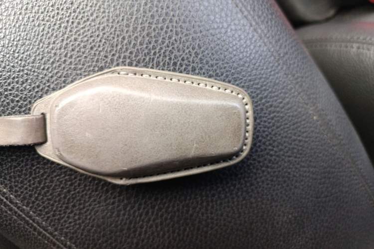 Used Kia Sorento 2013 2.4L 7-Seater Gasoline Luxury Version China IV Standard