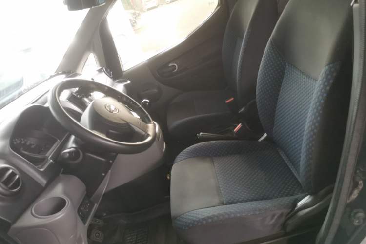 Used Nissan NV200 2013 1.6L Luxury Model China IV Standard Left Front Seat