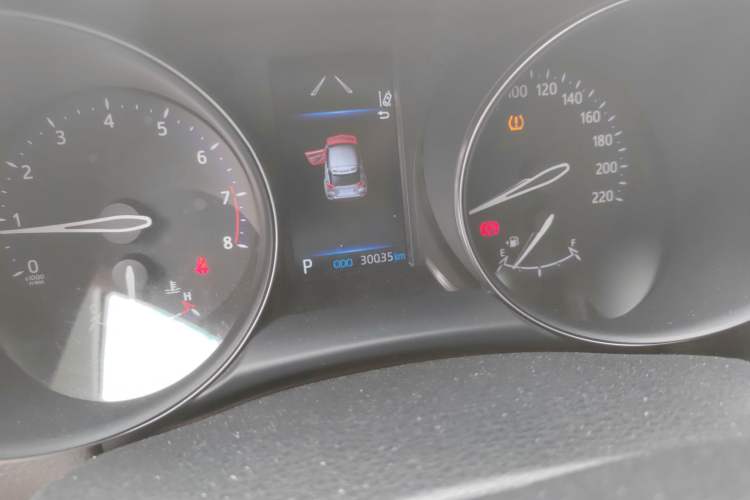 Used Toyota IZOA 2021 2.0L Yixing Version
