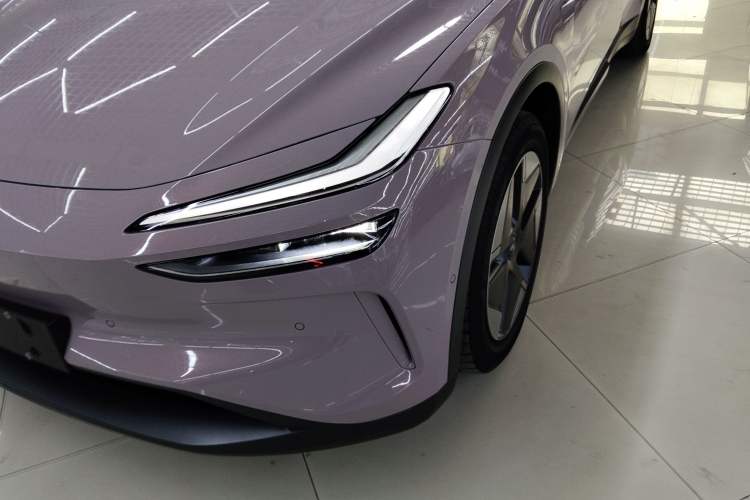 Used ONVO L60 2024 60 kWh Rear-Drive Version
