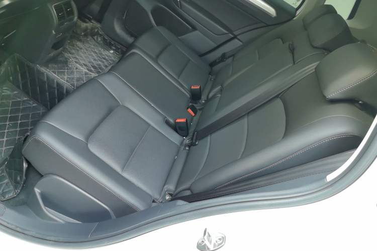 Used Volkswagen Golf Sportsvan 2019 280TSI Automatic Trendy Model China VI Standard Left Rear Seat