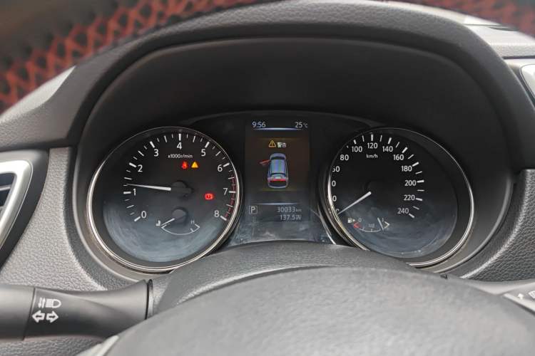 Used Nissan Qashqai 2016 2.0L CVT Elite Edition Instrument Cluster