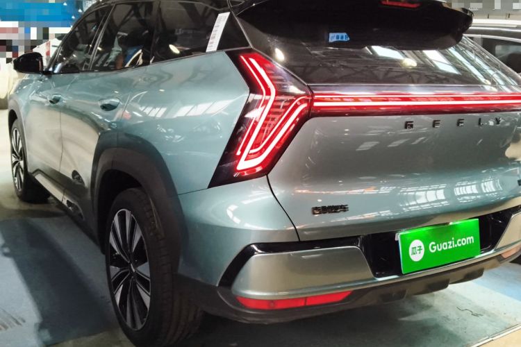 Used Geely Auto FX11 2025 4th Generation 1.5TD DCT Jinxiu Exterior 2