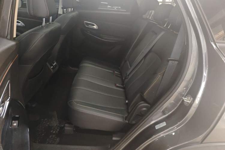 Used CHANGAN OSHAN X7 PLUS 2023 Enjoy Edition 1.5T Automatic Smart Edition 7-Seater
