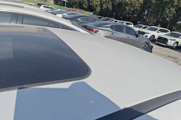 Used Hyundai Elantra 2022 1.5L CVT LUX Prestige Edition
