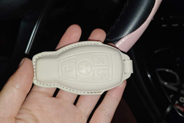 Used Mercedes-Benz GLC Coupe 2017 GLC 200 4MATIC Coupe SUV Vehicle Key