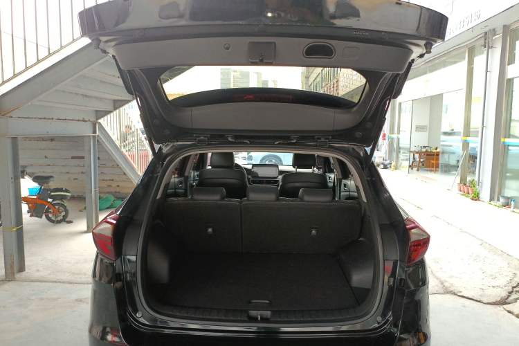 Used Hyundai Tucson 2019 280TGDi Dual-Clutch Two-Wheel Drive Fashion Edition China VI Standard Trunk