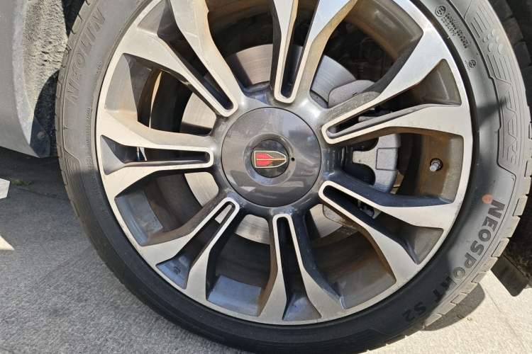 Used Hongqi HS5 2019 2.0T Smart Connect Flagship All-Wheel-Drive Version