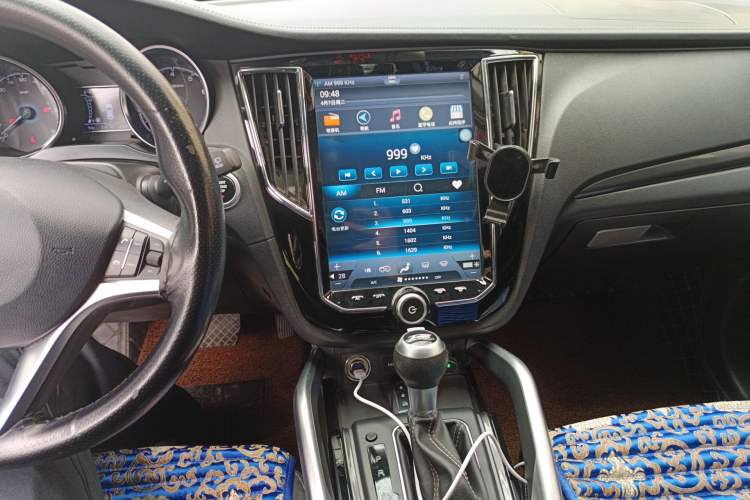 Used Zotye SR7 2017 1.5T CVT Cube Heart Edition
