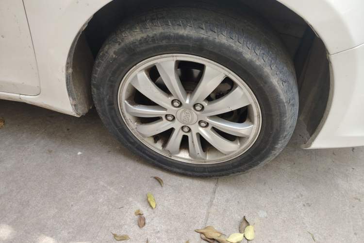 Used BYD Surui 2012 1.5L Manual Luxury Version
