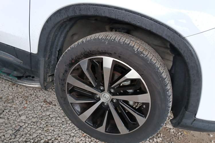 Used CHANGAN CS75 2020 280T Automatic Ya Zhi Model China VI Standard Right Front Wheel Hub