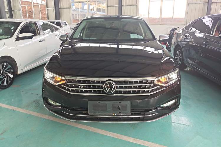 Used Volkswagen Magotan 2020 280TSI DSG Comfort Edition Front