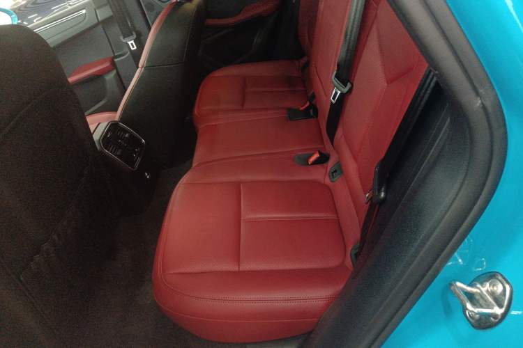 Used Porsche Macan 2022 Macan 2.0T
