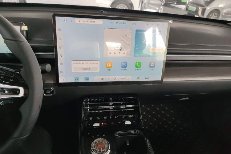 Used Wuling Xingguang 2024 Co-Creation Edition 510 Advanced Model