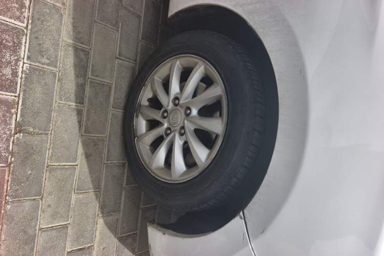Used CHANGAN Alsvin V7 2016 1.6L Manual LeShang Model China V Standard Right Front Wheel Hub